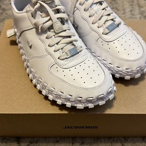 JACQUEMUS JF1 8.5 womens